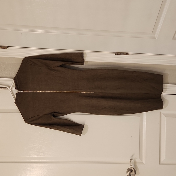 Small - Picture 2 of 5